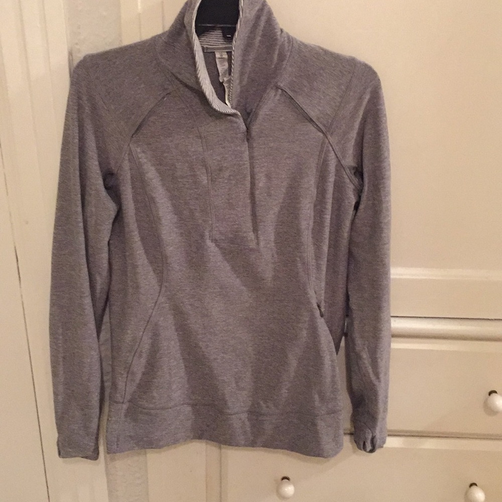 Lulu lemon athletica grey women’s half zip top